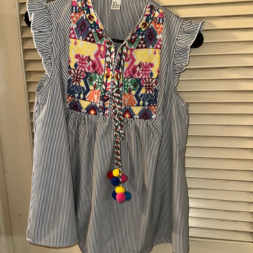 Boho peasant top spring/summer boutique styling NWOT